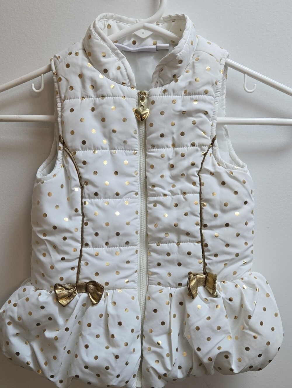 Adorable - Kids Headquarters White Puffer Vest with Gold Polka Dots - Sz- 4T